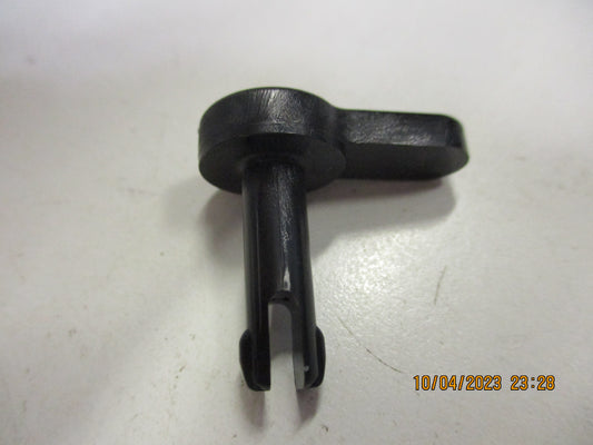 Nissan D22 Navara-Maxima-Patrol Y61-X-Trail-Pulsar Genuine Glove Box Hinge Pin New Part