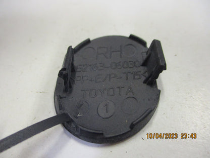 Toyota Camry Genuine Right Hand Rear Bumper Towing Hole Cover (Unpainted) New Part