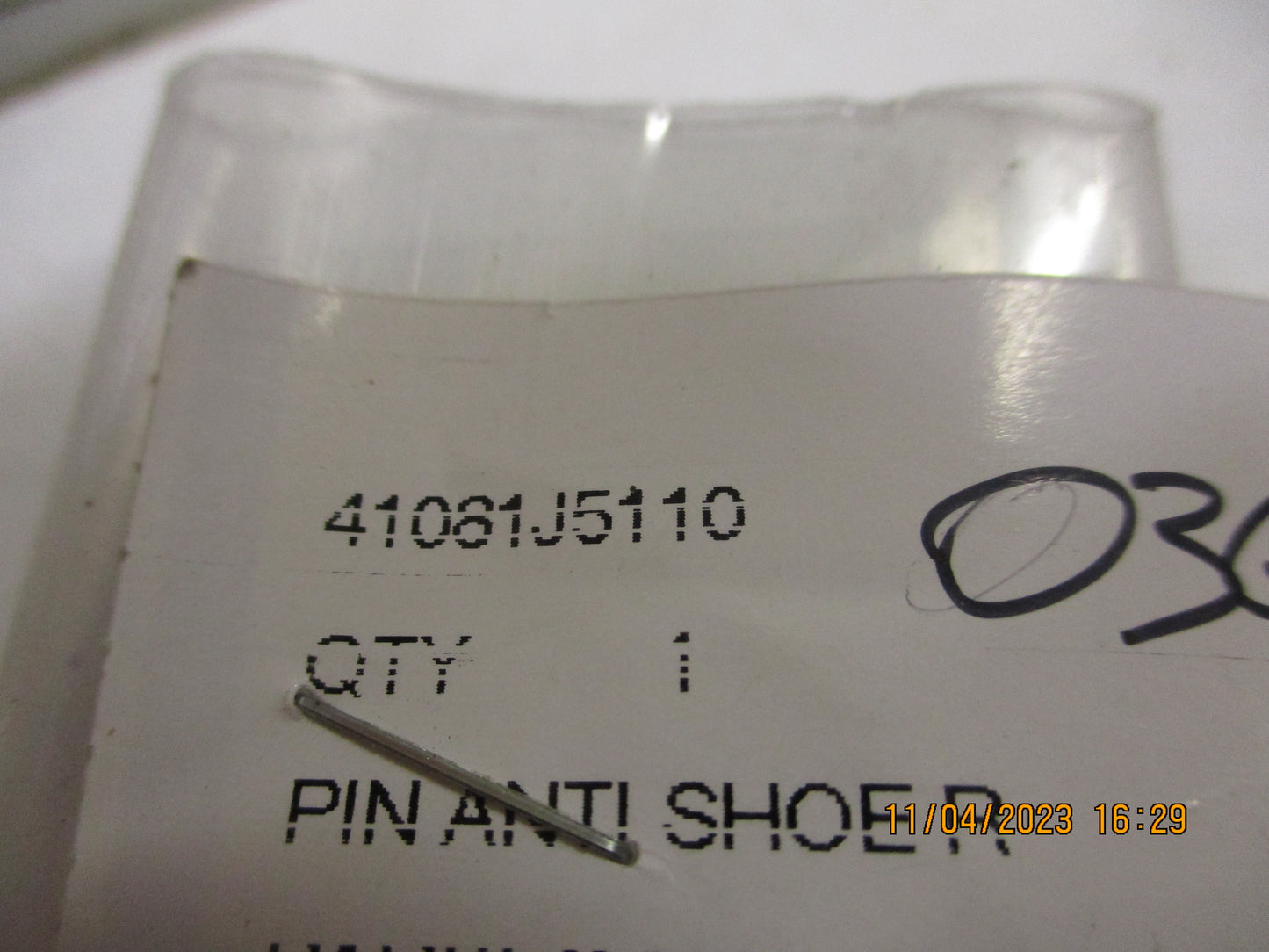 Nissan GQ/GU Patrol Genuine Rear Brake Drum Shoe Retainer Pin New Part