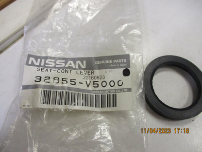 Nissan GQ Patrol Genuine Rubber Bush Shifter New Part