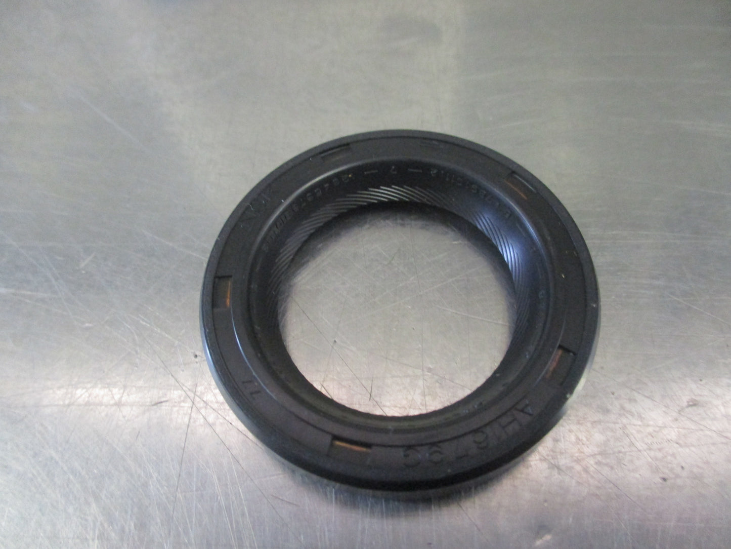 Nissan Pathfinder/300ZX/280ZX Genuine Oil Seal New Part