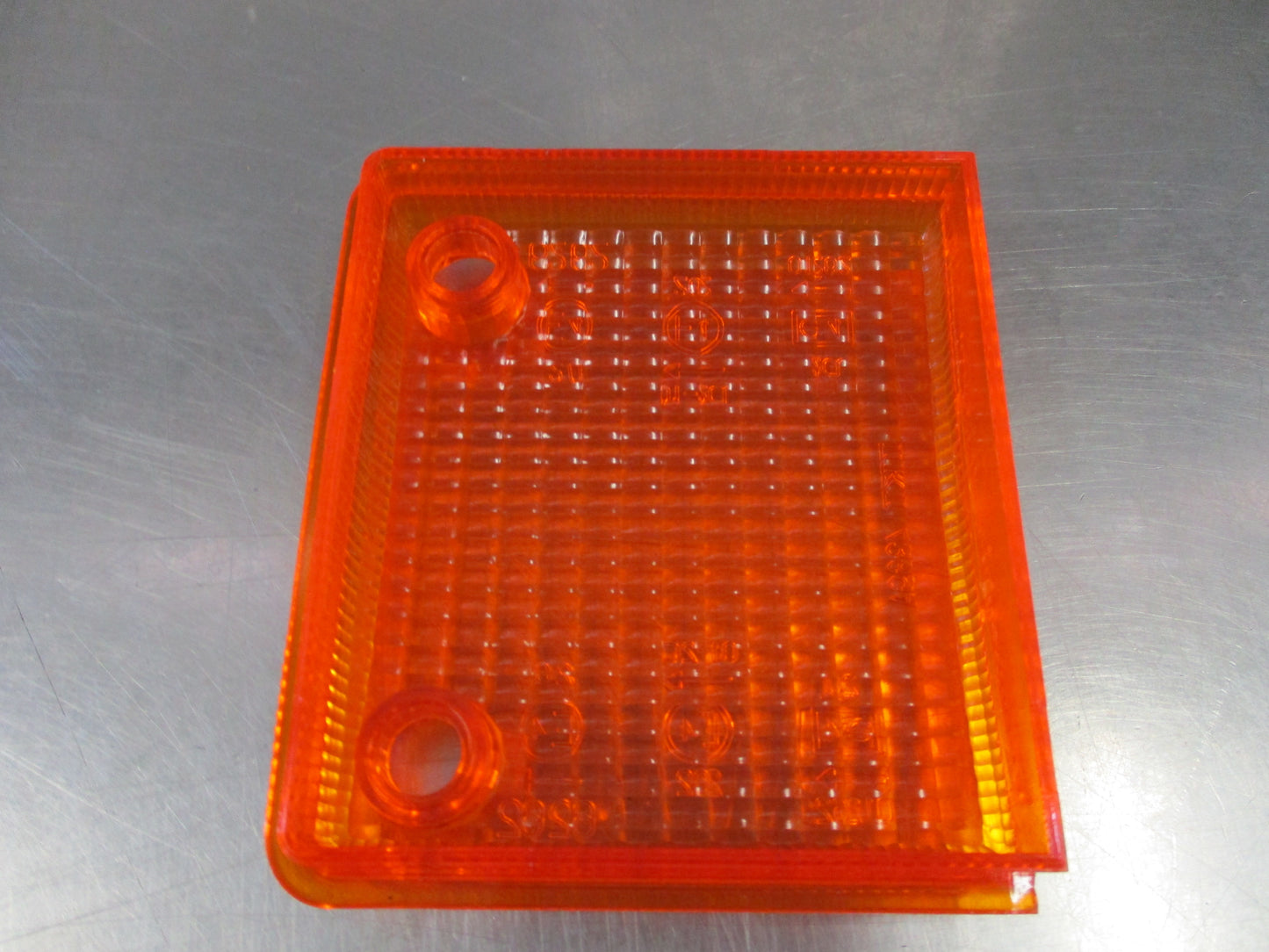 Nissan D21 Navara Genuine Right Hand Rear Lamp Lens New Part