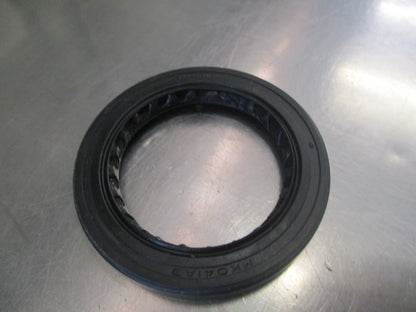 Toyota Landcruiser Prado/Hilux/4Runner Genuine Transfer Adapter Oil Seal New Part