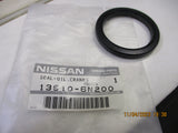 Nissan-Infiniti Genuine Engine Crankshaft Oil Seal New Part