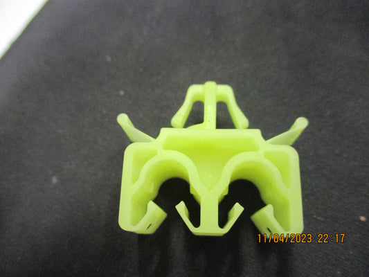 Toyota Hilux-Fortuner Genuine Brake Tube Clamp No 5 New Part