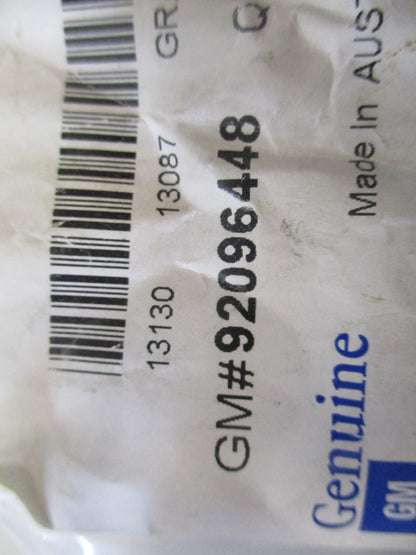 Holden HSV/VN/VQ/VR/VS/VT/VX/VY/VZ Commodore/Caprice Genuine Antenna Bezel New Part