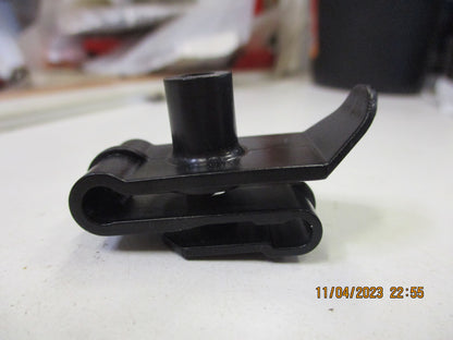 Toyota Corolla-Hilux-Landcruiser Genuine Front Bar Liner Retainer Clip Set New Part