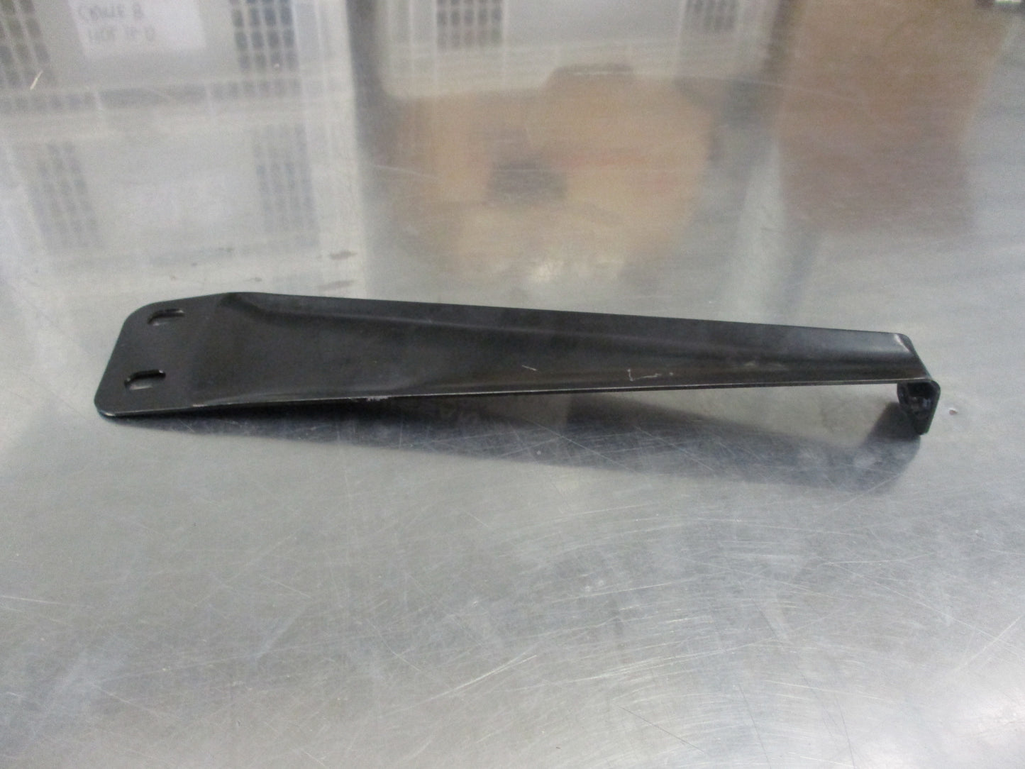 Nissan D22 Navara Genuine Left Hand Rear Lower Side Stay Panel New Part