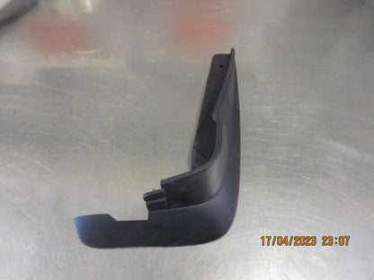 Nissan Genuine Right Hand Rear Mud Flap ( Model Unknown ) New Part