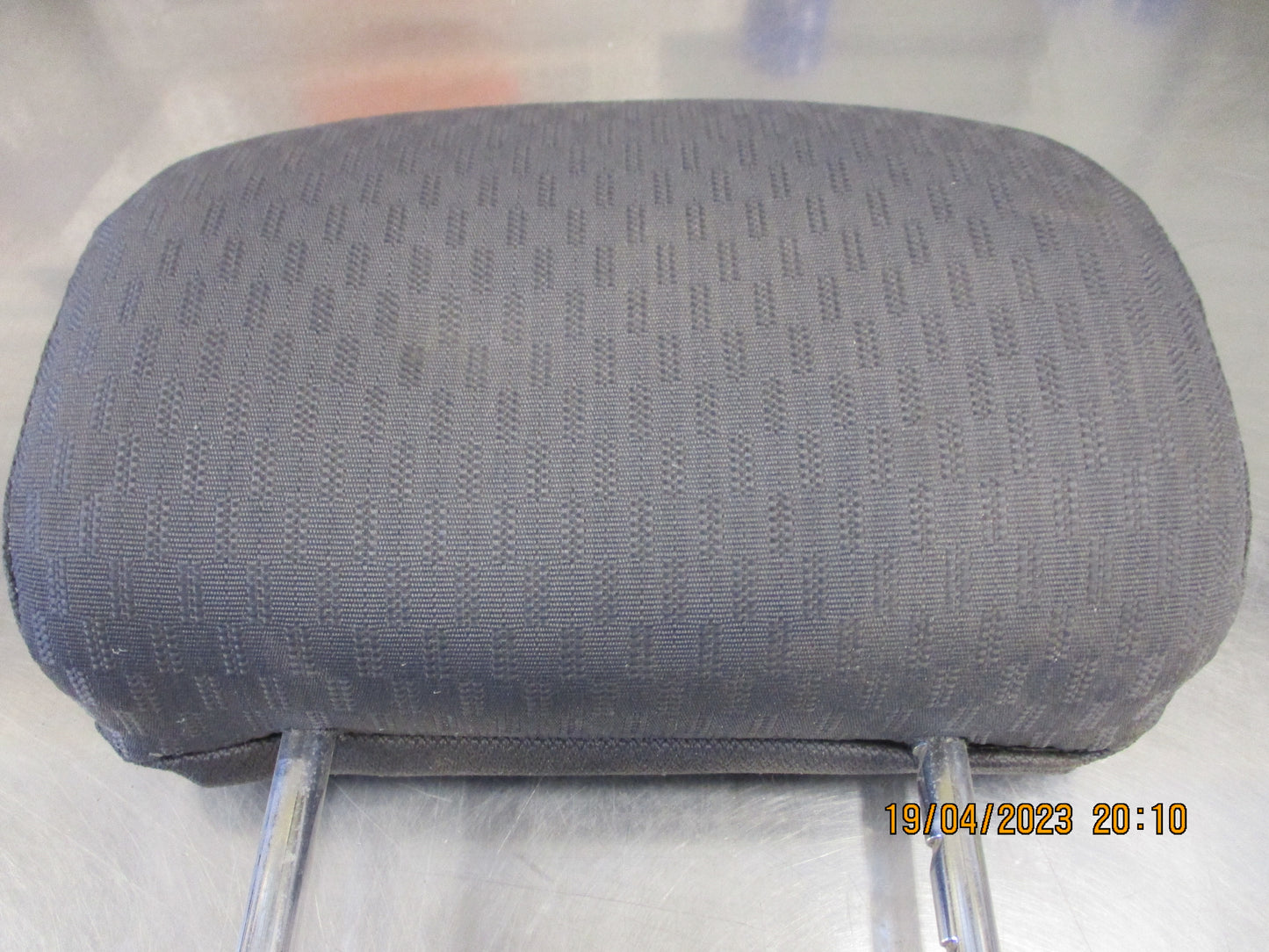 Cloth Covered Head Rest Needs A Clean Unknown Make Or Model Used Part