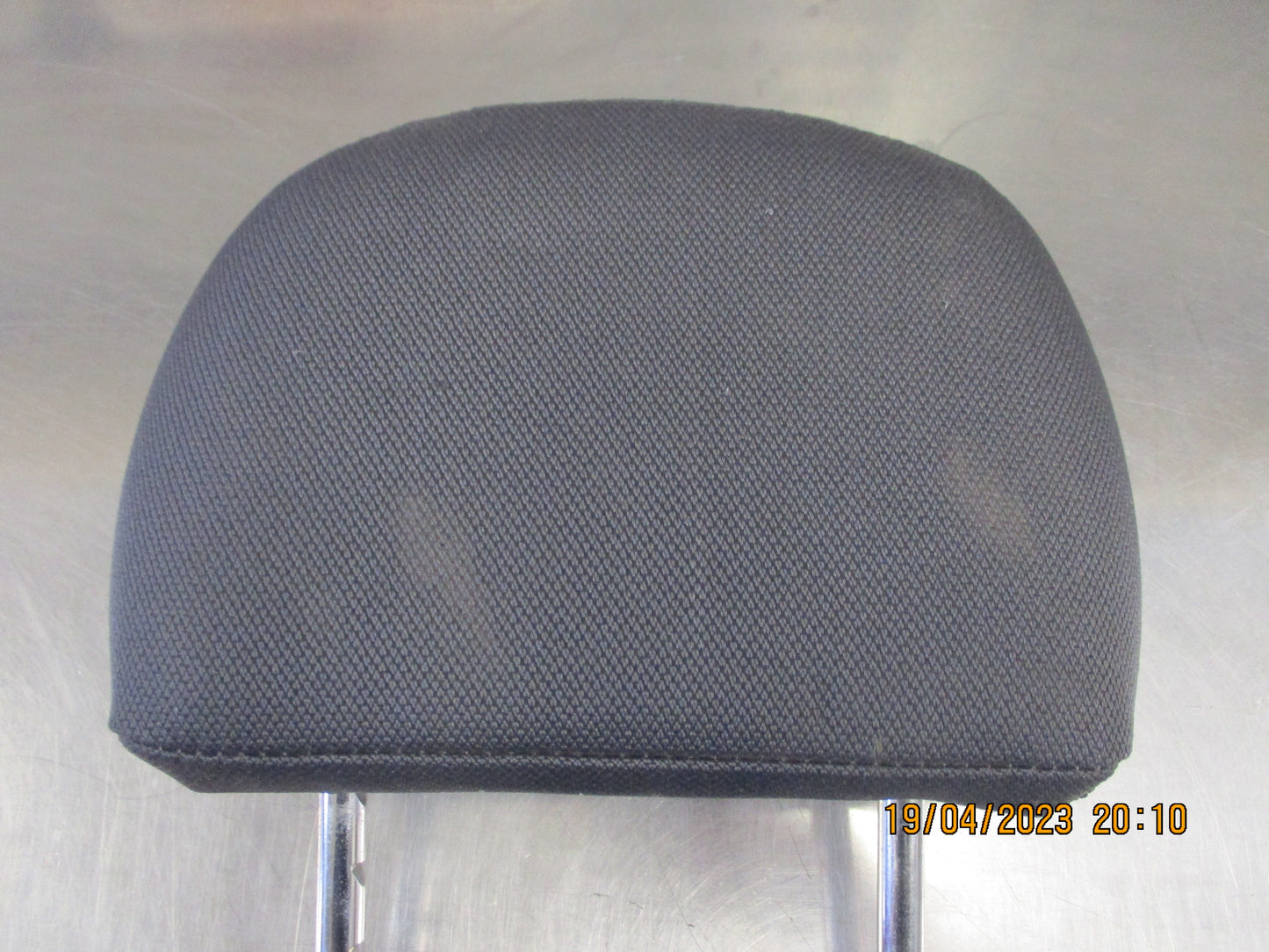 Cloth Covered Head Rest Needs A Clean Unknown Make Or Model Used Part