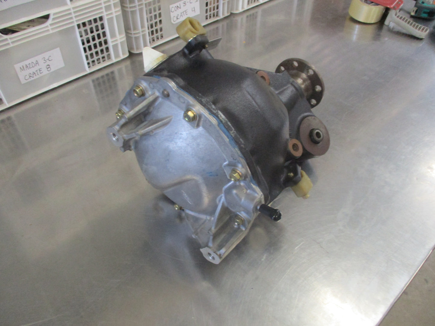Ford AU Falcon Genuine Rear IRS Non LSD Diff Assembly New Part