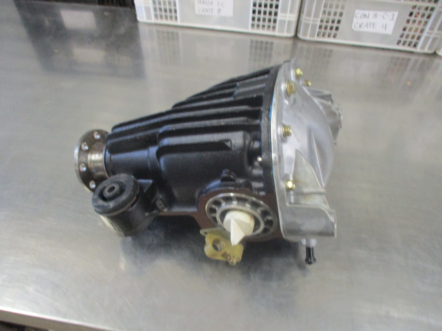 Ford AU Falcon Genuine Rear IRS Non LSD Diff Assembly New Part