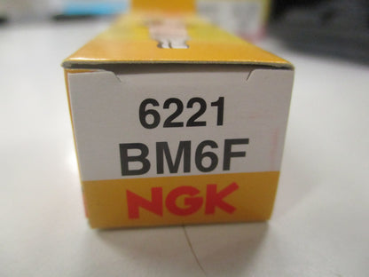NGK Spark Plug Suits Tanaka Bumble Bee/Chain Saws/Power Equipment New Part