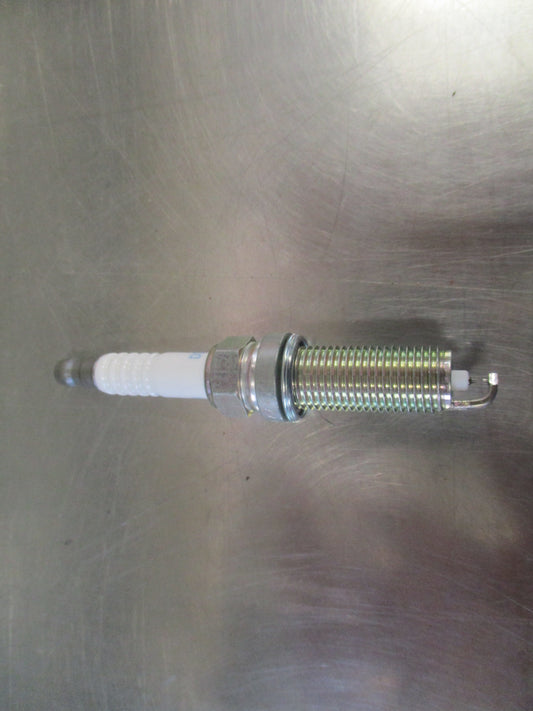 Nissan T32 X-Trail Genuine Spark Plugs New Part