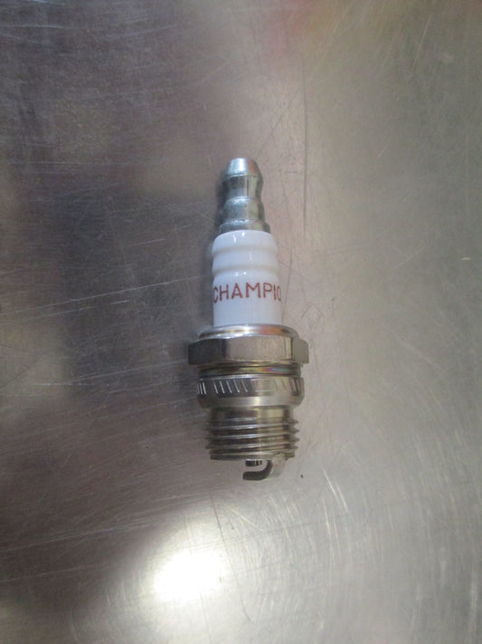 Champion Nickel Spark Plug Suits Lawn And Garden/Power Equipment Engines
