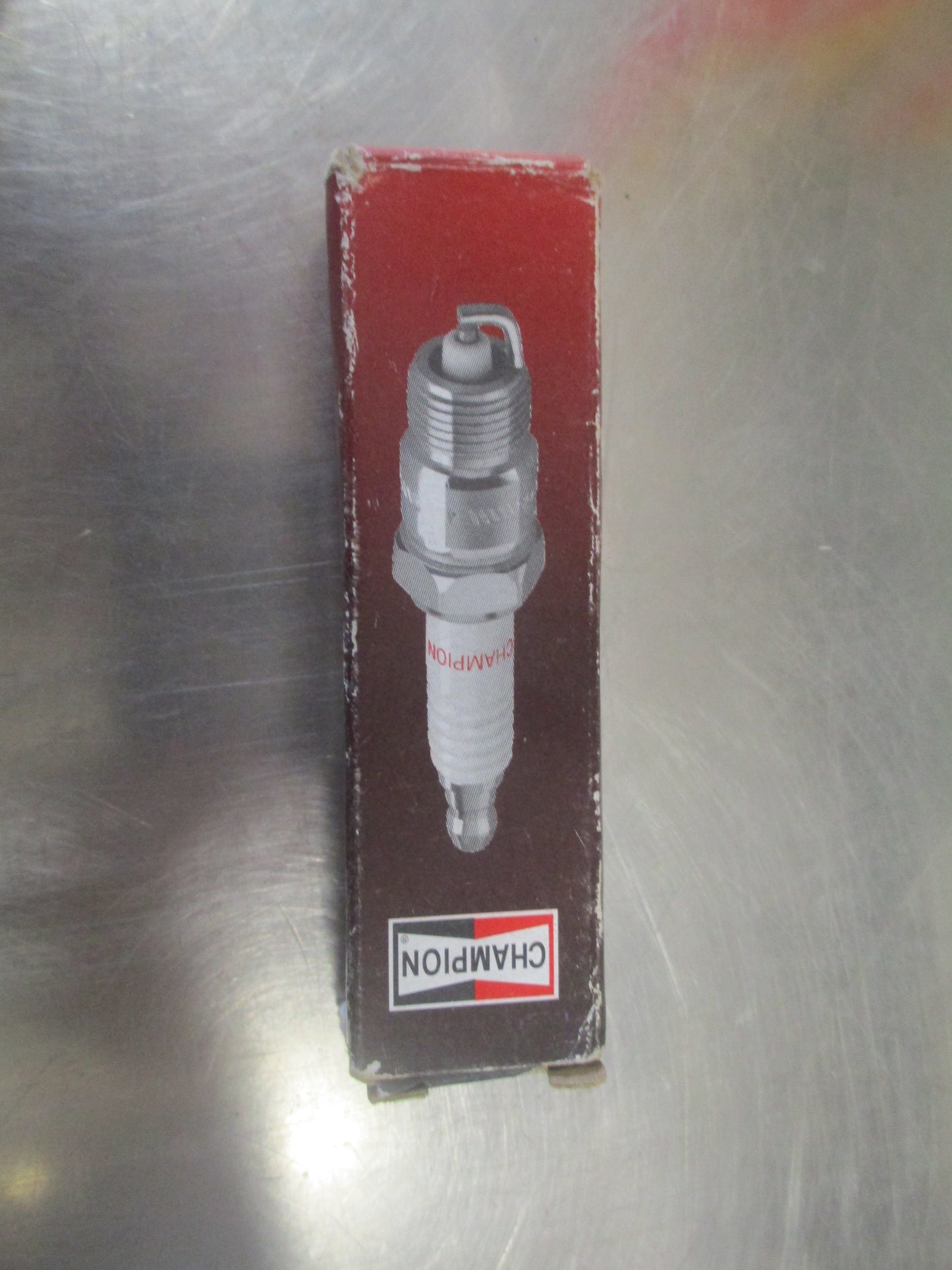 Champion Nickel Spark Plug Suits Lawn And Garden/Power Equipment Engines