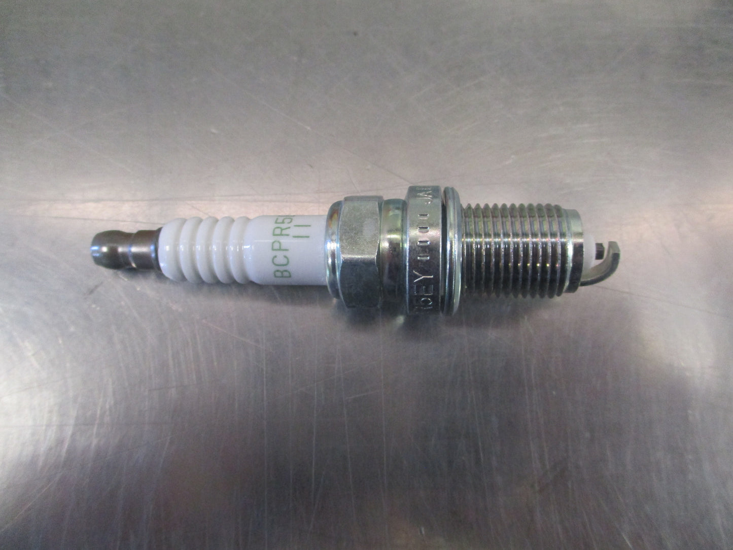 NGK Spark Plug Suits Various Toyota/Honda/Chevrolet Models