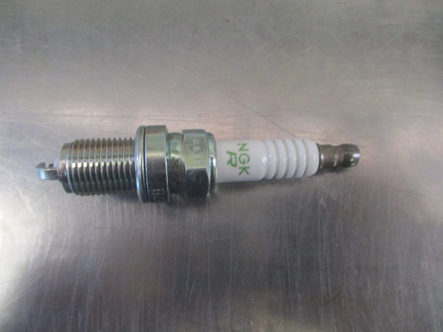 NGK Spark Plug Suits Various Toyota/Honda/Chevrolet Models