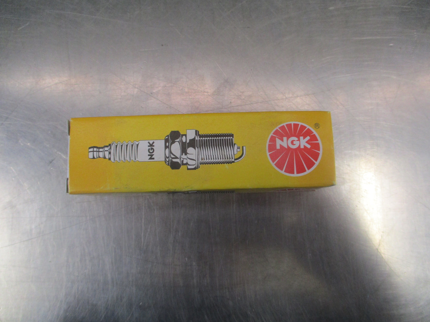 NGK Spark Plug Suits Various Toyota/Honda/Chevrolet Models