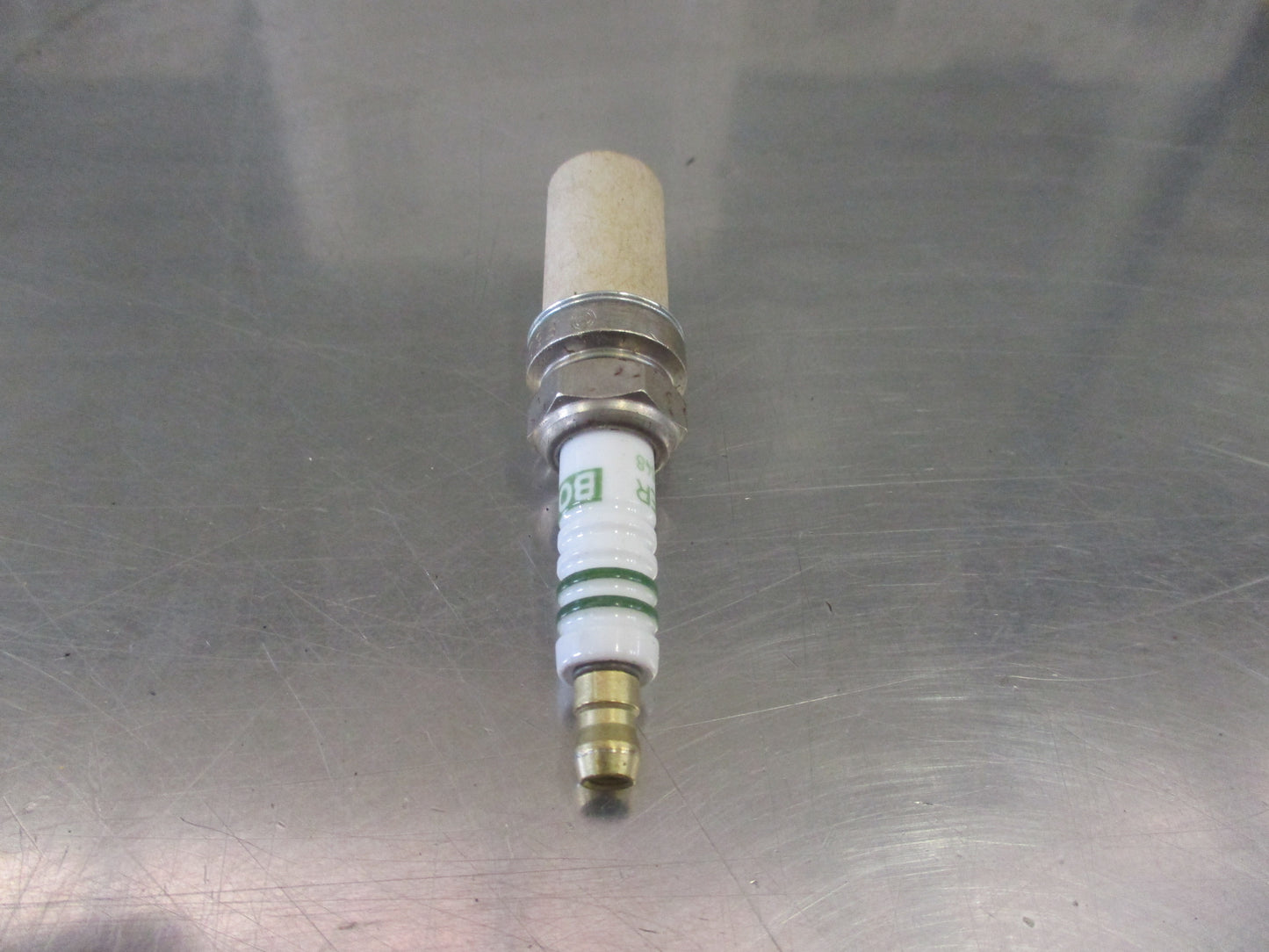 Bosch Spark Plug Suits Nissan Bluebird/300ZX/200SX New Part