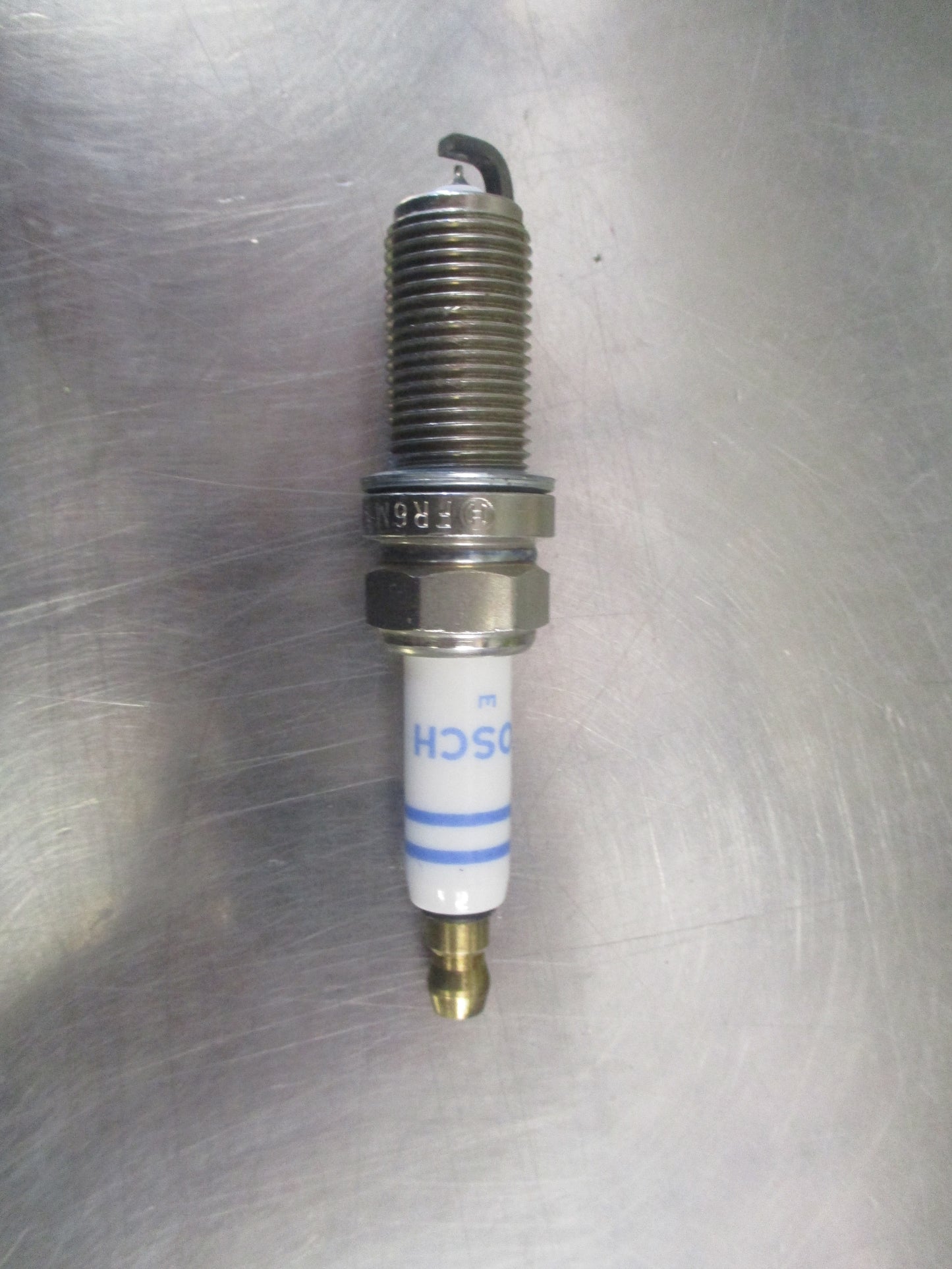 Bosch Platin Spark Plug Suits Mercedes-Benz Models