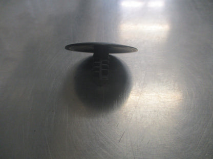 Holden Cadillac Genuine Insulation Retainer New Part