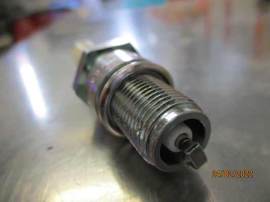 NGK Spark Plugs Suits Volkswagen Transporter New Part