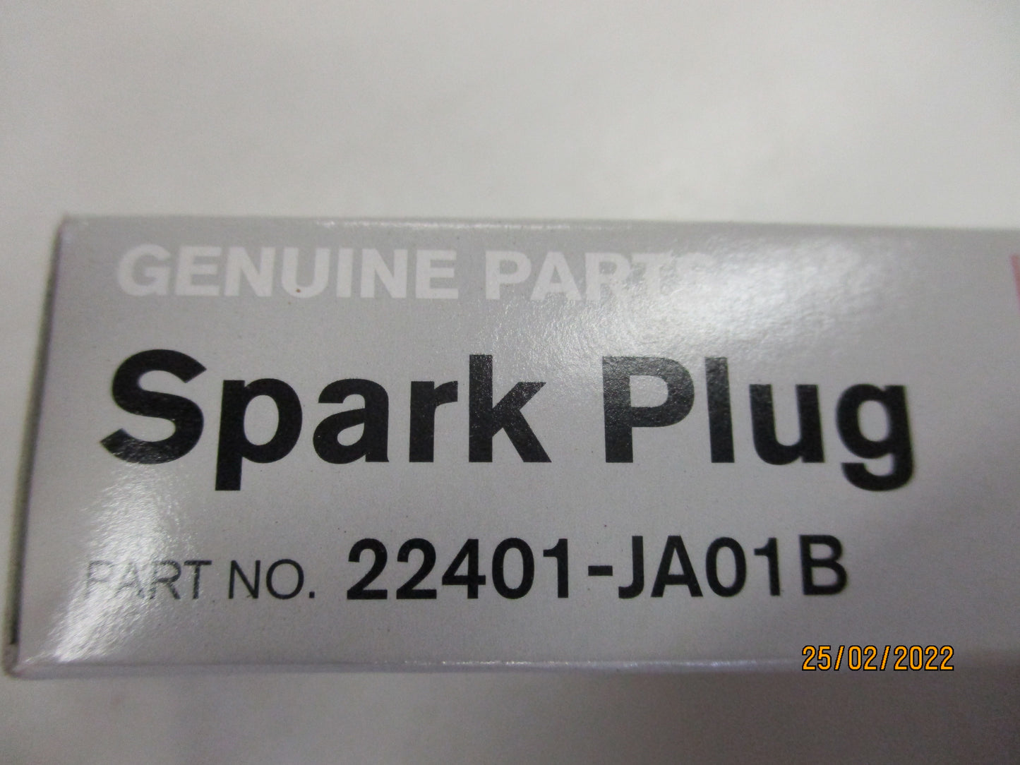 Nissan T31 X-Trail Genuine Spark Plugs New Part