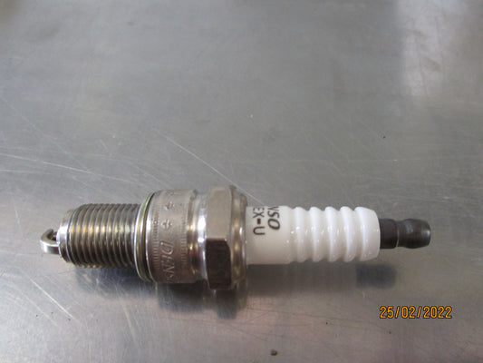Toyota Landcruiser Genuine Spark Plug New Part