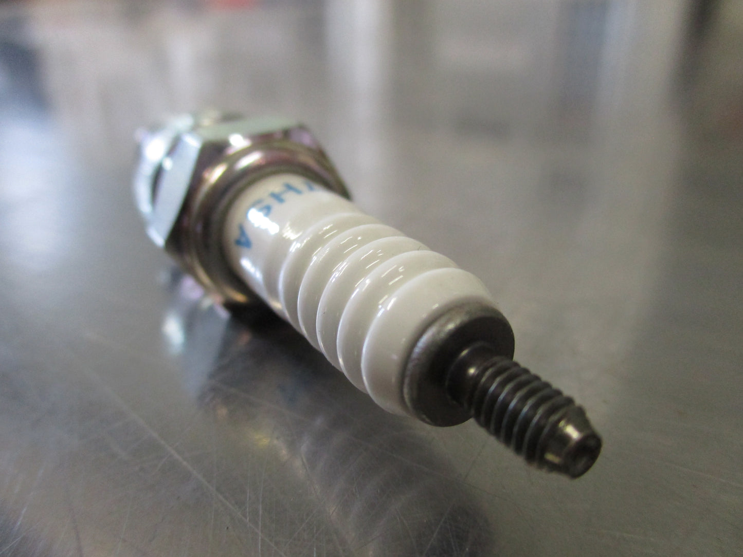 NGK Spark Plugs Suits Kawasaki/Honda/Suzuki Motor Bikes New Part