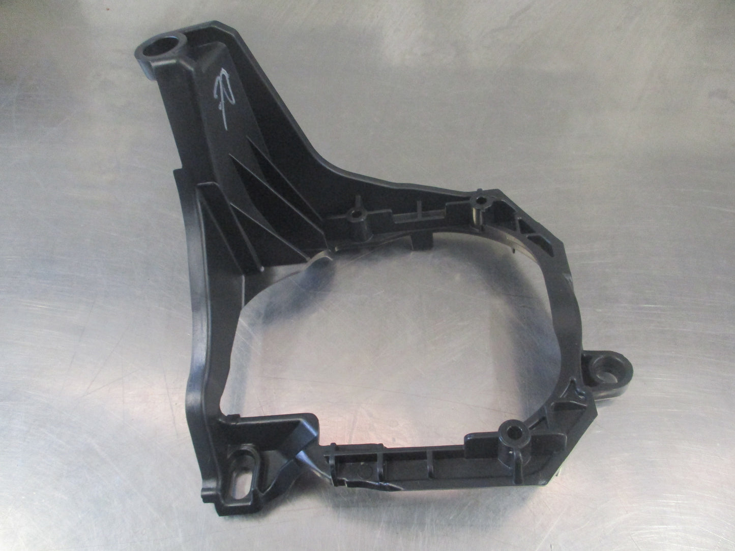 Ford Mustang Genuine Driver Side Fog Light Lamp Bracket New Part