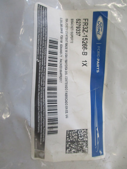 Ford Mustang Genuine Driver Side Fog Light Lamp Bracket New Part