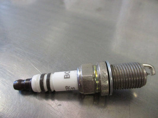 Bosch Spark Plug Suits Holden Jackaroo-Rodeo/Ford Falcon-Fairlane New Part
