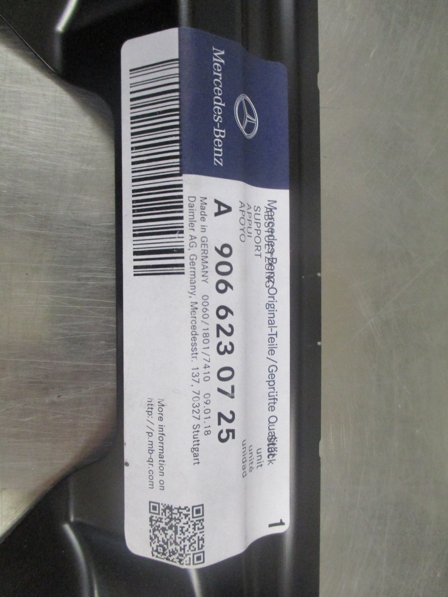 Mercedes Benz Sprinter 906 Genuine Bottom Support Fender New Part