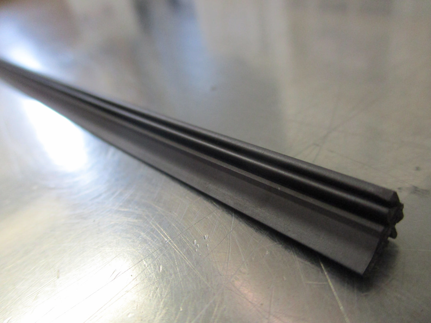 Subaru Impreza/XV Genuine Rubber Windshield Wiper New Part