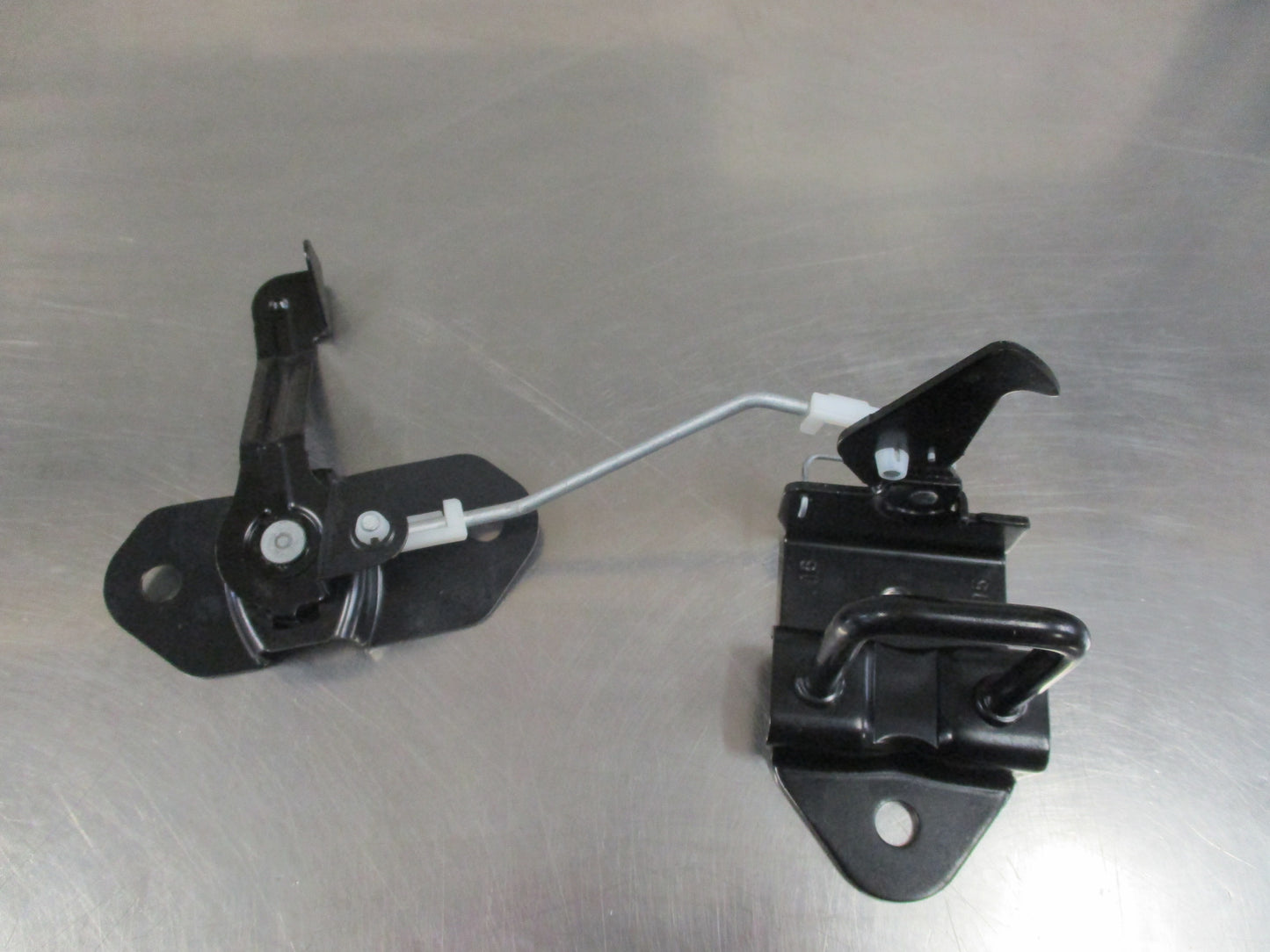 Subaru Tribeca Genuine Bonnet Release Latch And Striker Plate New Part