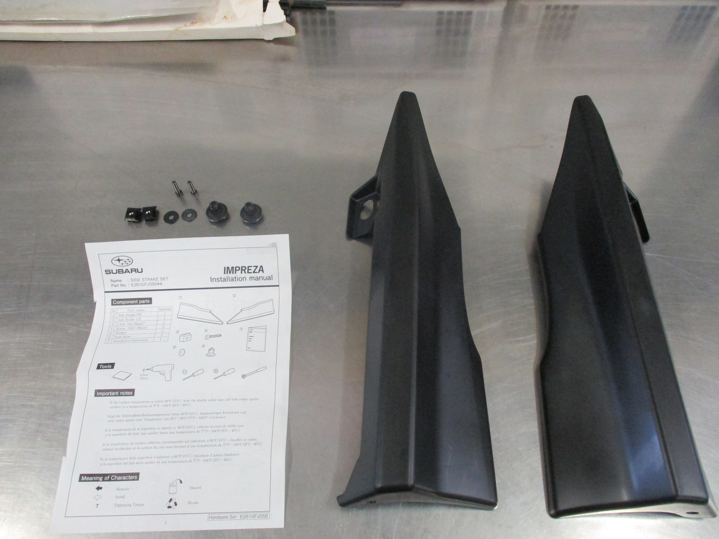 Subaru Impreza/STI/WRZ Genuine Side Strake Kit New Part