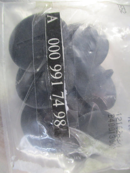 Mercedes Benz E-Class / C-Class Genuine Fairing Clips New Part