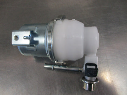 Subaru Forester/Impreza Genuine Fuel Filter Assembly New Part