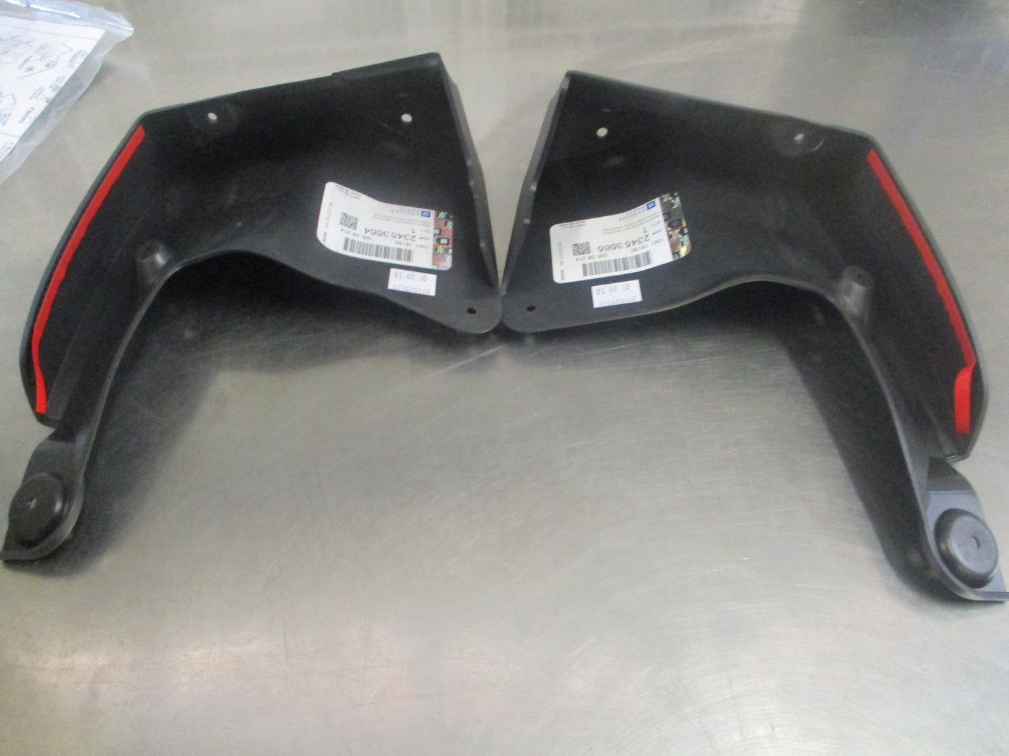 Holden Cruze Genuine Rear Splash Guards New Part