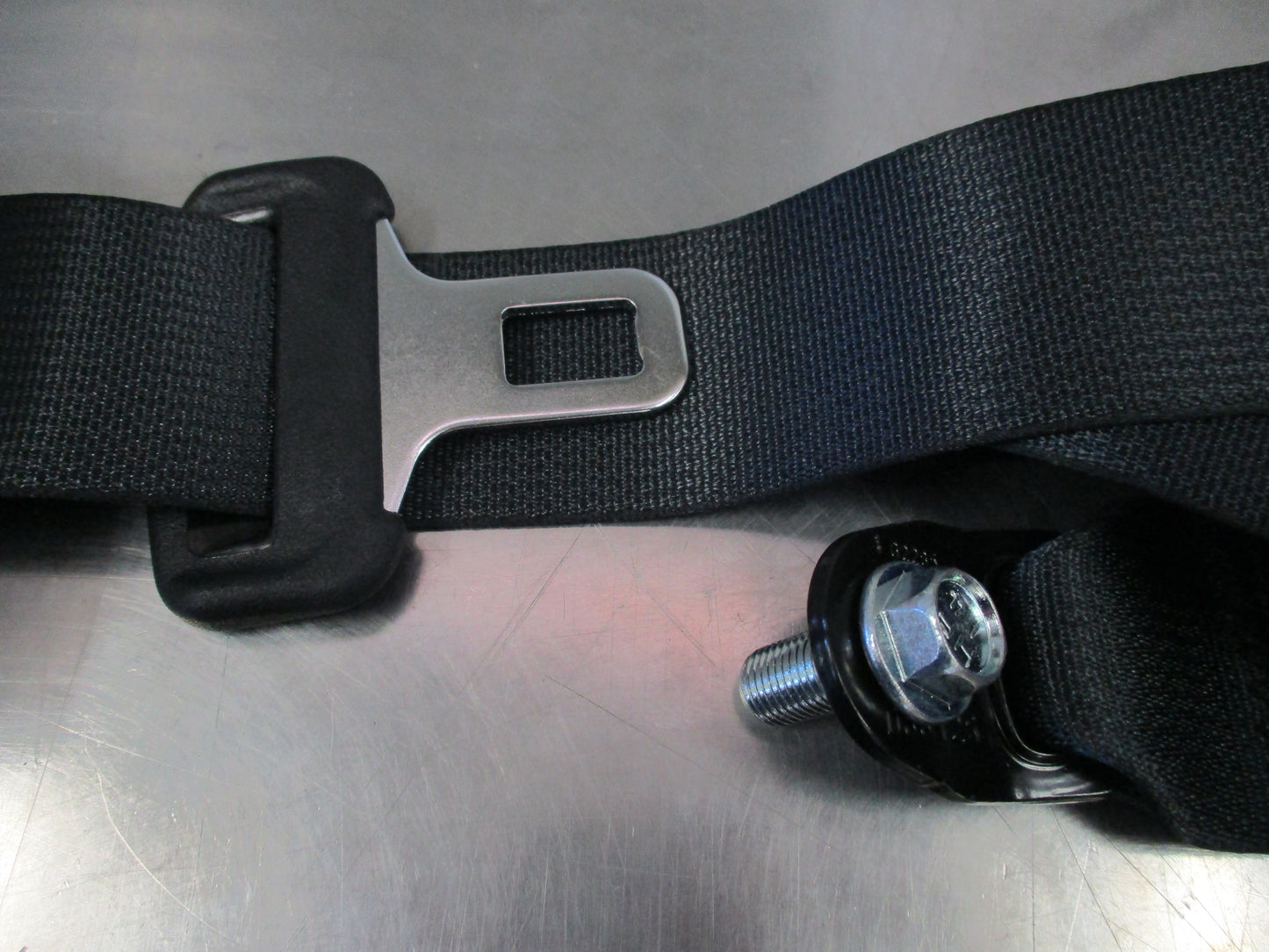 Mitsubishi Triton Genuine Rear Centre Seat Belt New Part