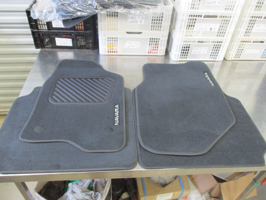 Nissan D40M Navara Genuine Set of 4 Carpet Mats New Part