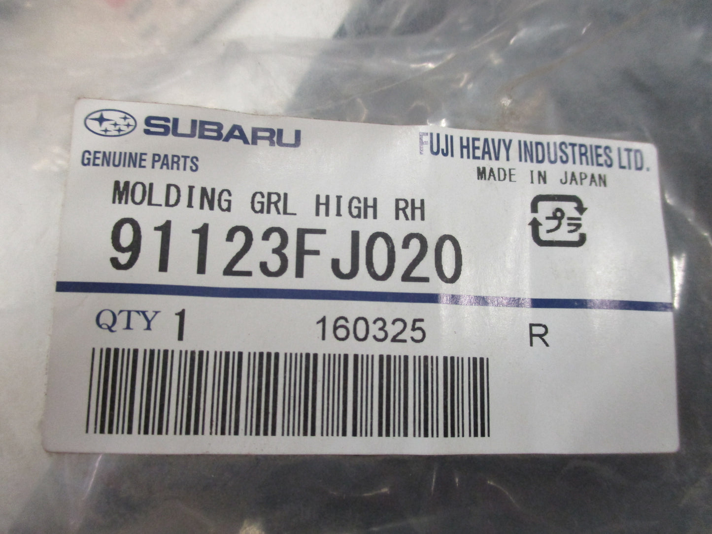 Subaru Impreza Genuine Right Hand Front Grille Moulding New Part