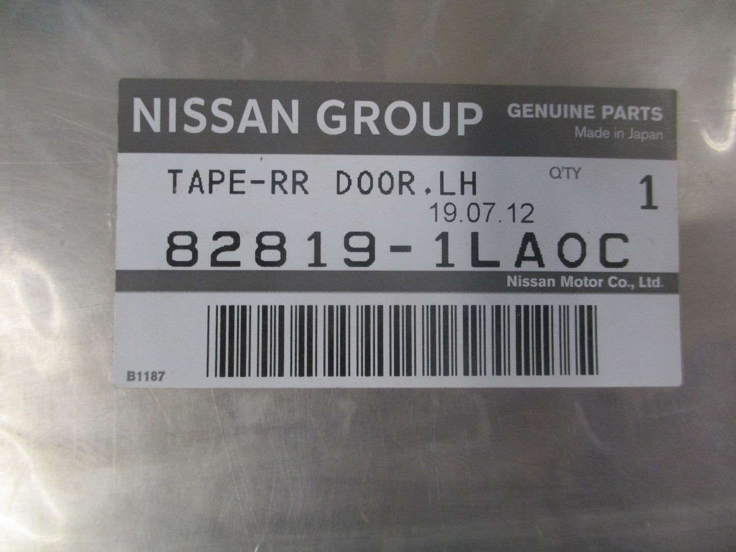 Nissan Patrol Genuine Left Hand Rear Right Tape New Part