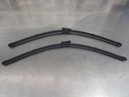 Volkswagen T5/T6 Transporter Genuine Front Wiper Blade Set New Part