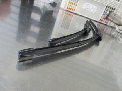 Volkswagen Caddy Genuine Aero Wiper Pair New Part