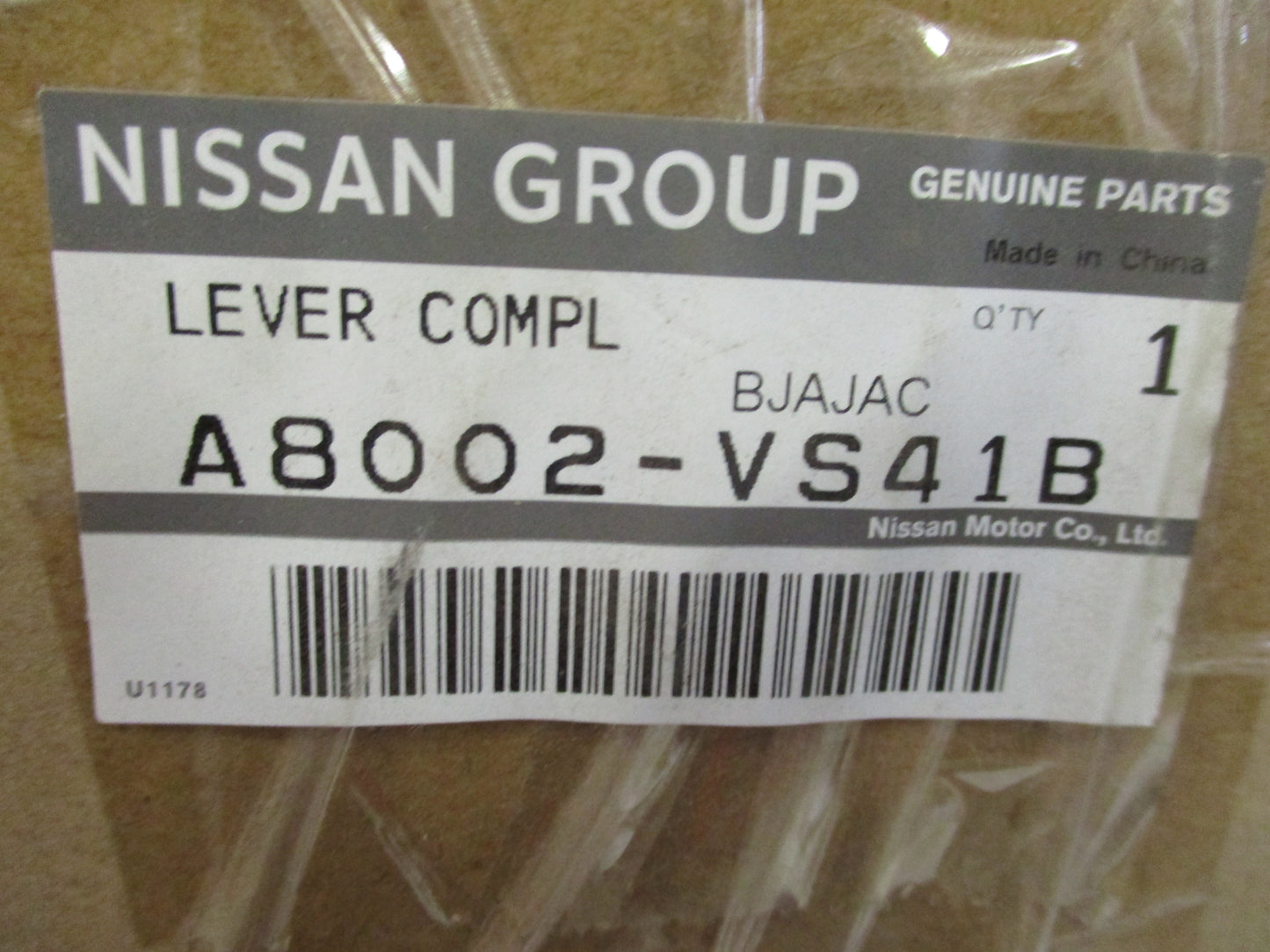 Nissan Y61 ZD30 Patrol Genuine Accelerator Pedal Assy New part