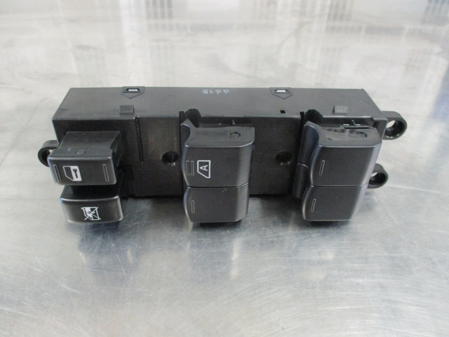 Subaru Impreza Genuine Right Hand Front Power Window Controls New Part