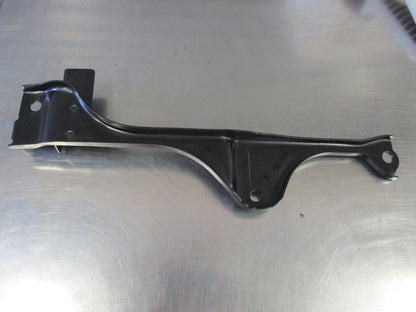 Holden Trailblazer Genuine Battery Mounting Bracket New Part